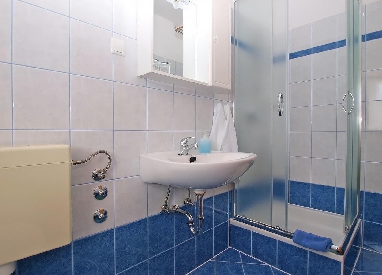 Rooms Ivica 1452 Fažana Eksteriør billede