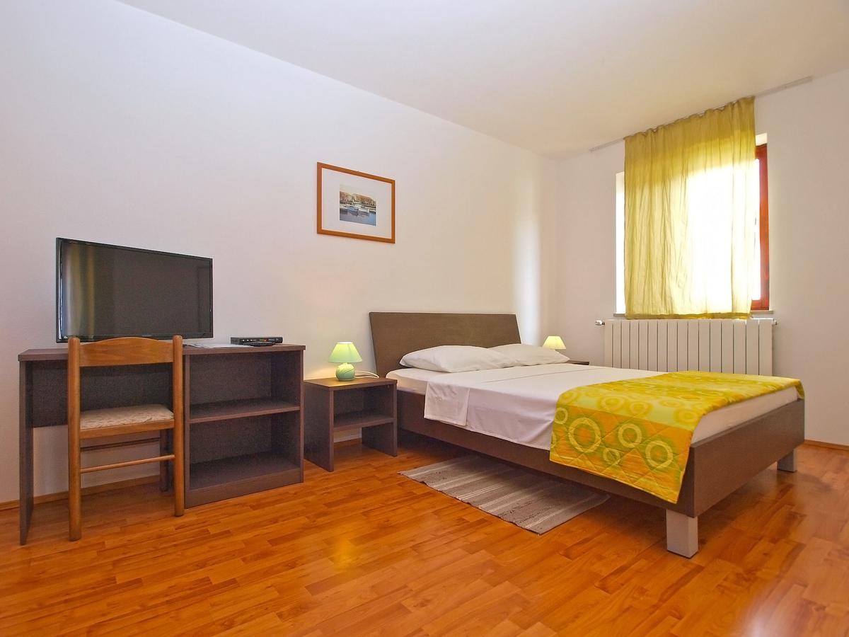 Rooms Ivica 1452 Fažana Eksteriør billede
